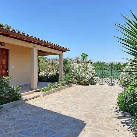 Magdalena Villa Pollenca